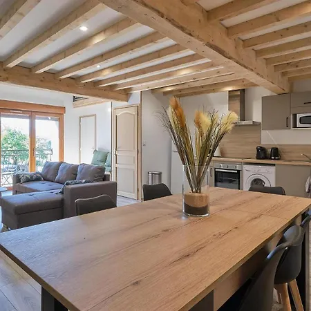 Holiday home Maison - Chez Louisette Espezel