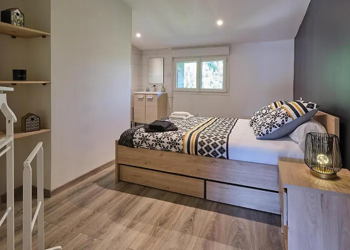 Maison - Chez Louisette * Espezel